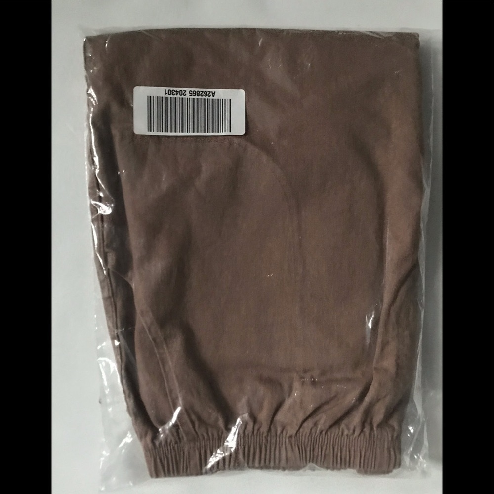 NWT Denim & Co Brown Elastic Waist Pull-on Tan Pants

Brand new in package!